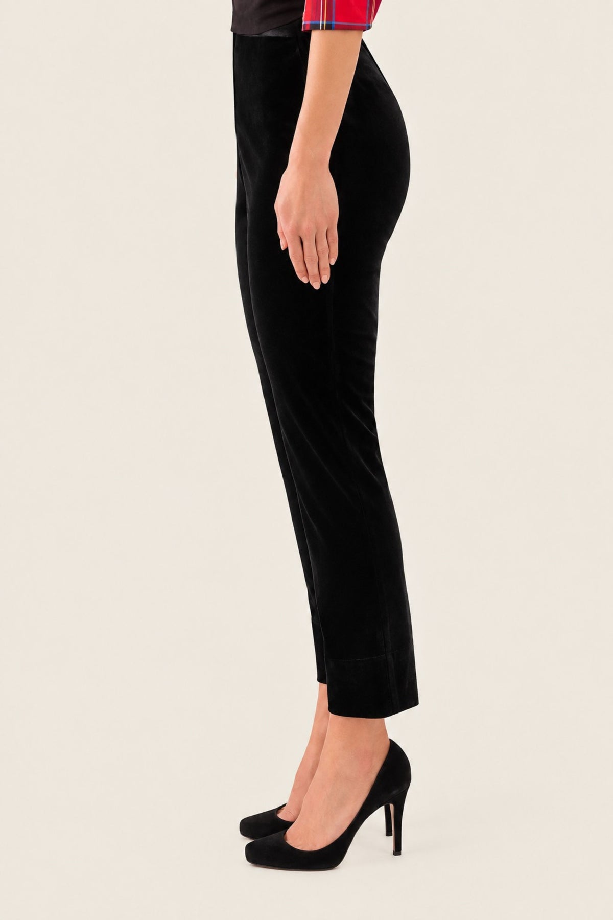 Silky Velvet Gripeless Pull On Pants