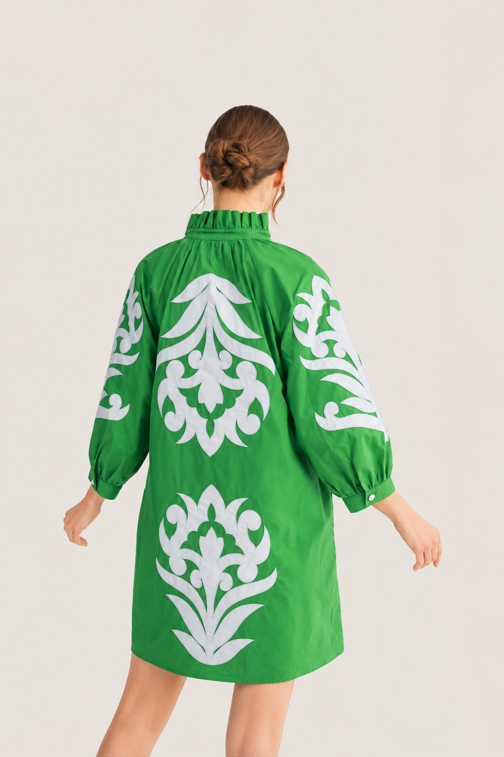 Worth Avenue Appliqué Shift Dress
