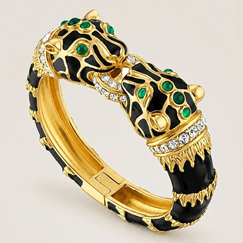 Black Enamel Double Panther Bracelet, colour swatch close-up