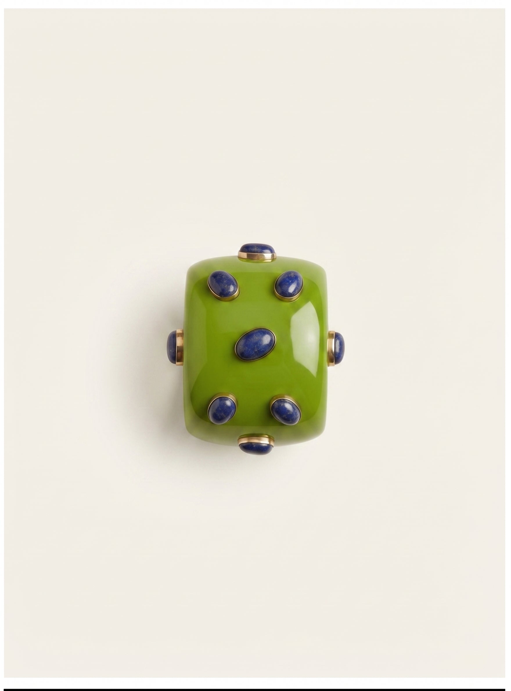 Pea Amytheyst Resin Bracelet