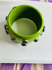 Pea Amytheyst Resin Bracelet