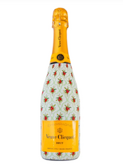 Beau Bottles Limited Edition Scallop Christmas Berries Champagne Bottle Wrap – Made for Veuve Bottle