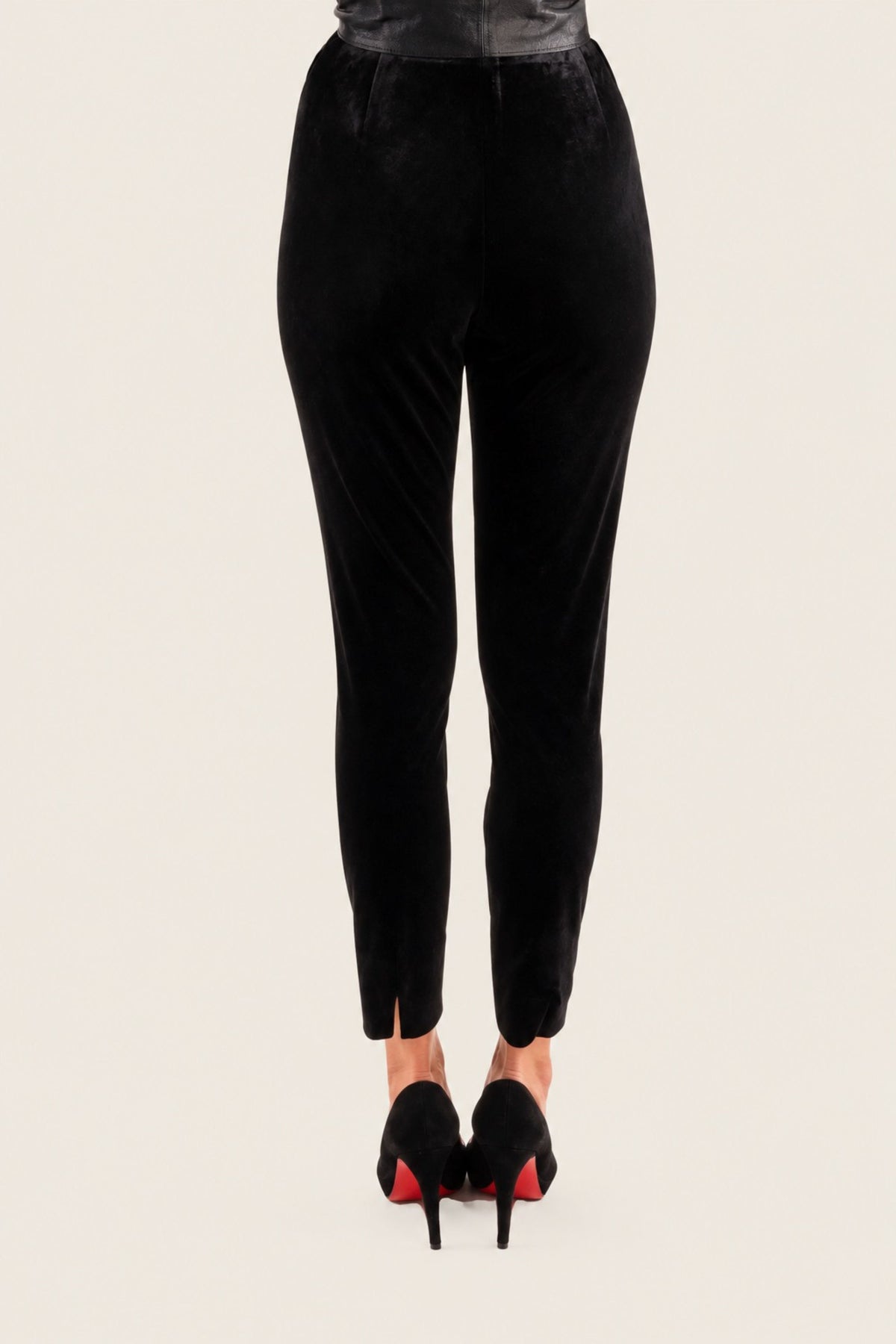Silky Velvet Gripeless Pull On Pants
