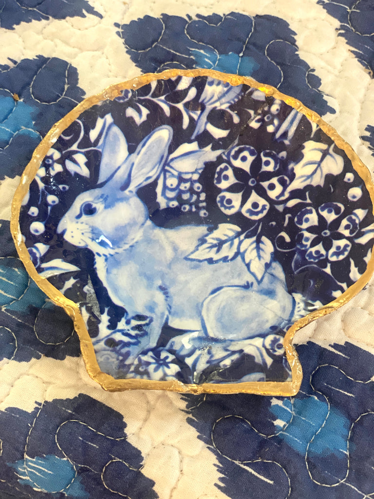 Cobalt Single Bunny Blue & White Scallop Shell