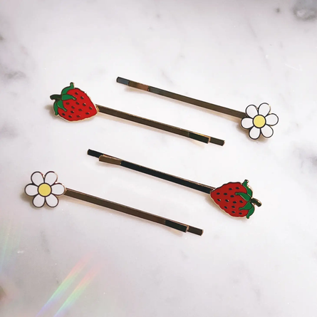 Strawberry & Daisy Bobby Pin Set